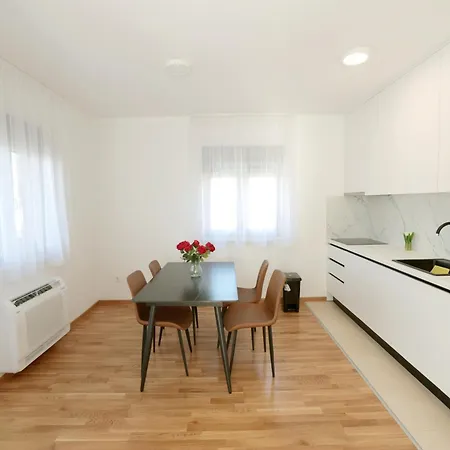 Dentalux 3 * Banja Luka